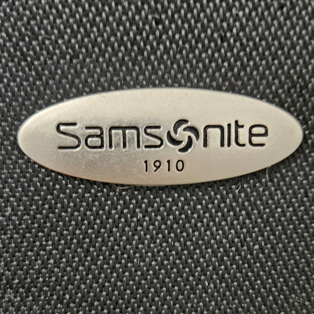 Samsonite Large 16" Laptop Travel Professional Ba… - image 3